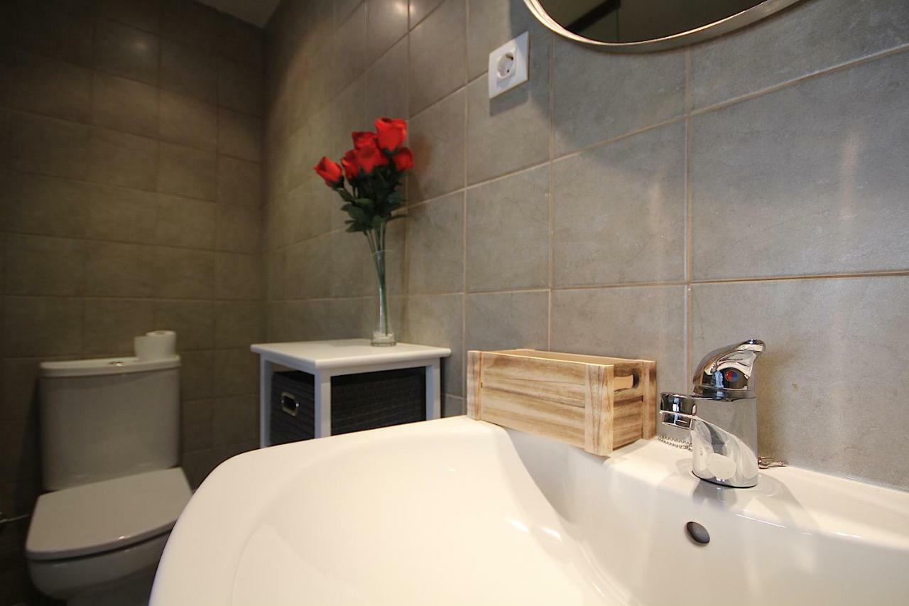 Romantic Loft Salas de Pallas エクステリア 写真