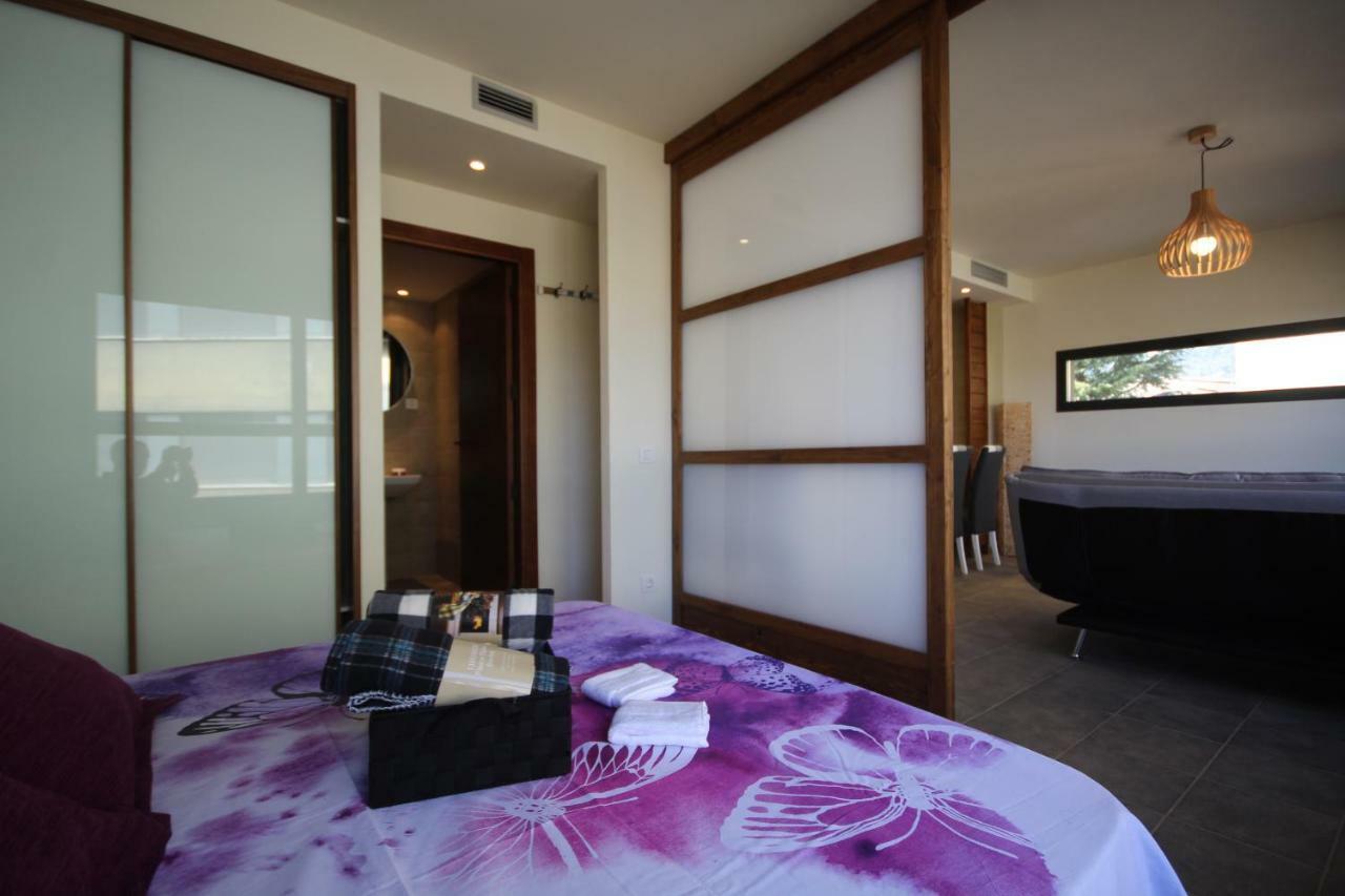Romantic Loft Salas de Pallas エクステリア 写真